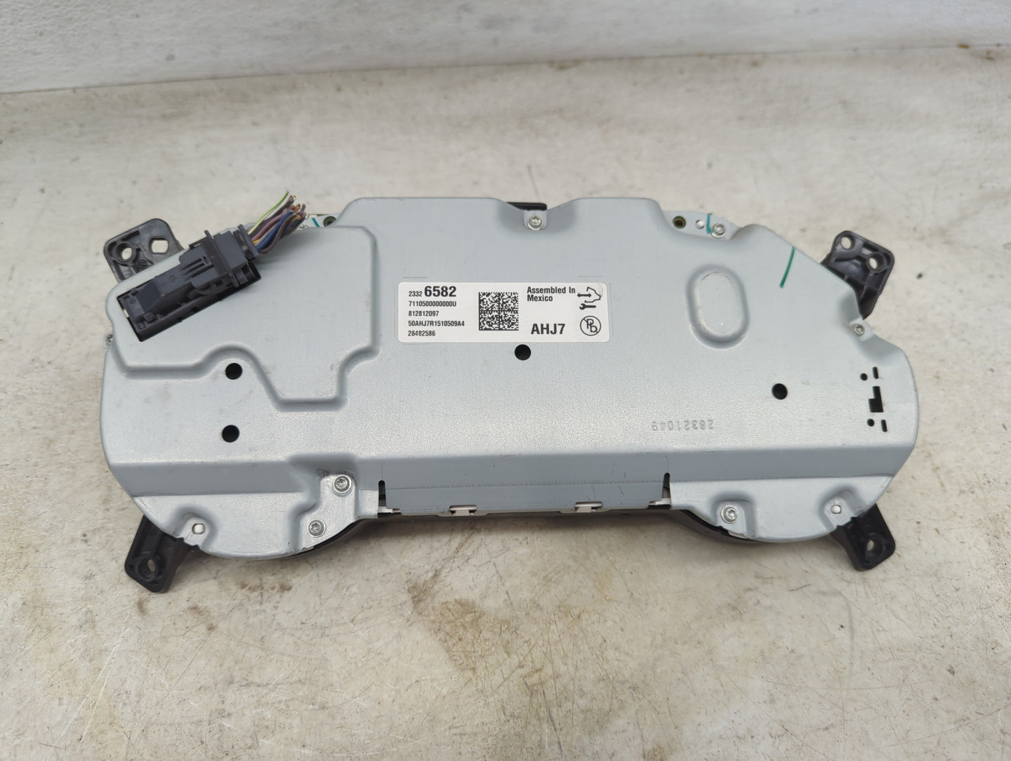 2015 Cadillac Srx Instrument Cluster Speedometer Gauges P/N:23326582 7110500000000U, 812812097, 50AHJ7R1510509A4 Miles: Fits