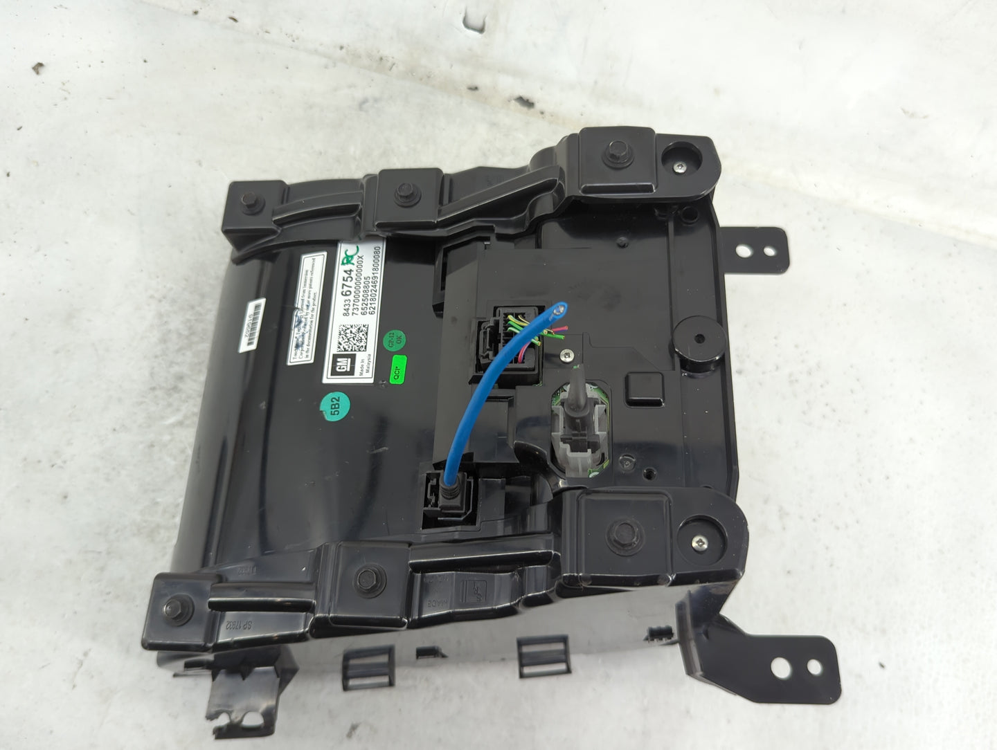 2015 Cadillac Srx Information Display Screen Black - Oemusedautoparts1.com
