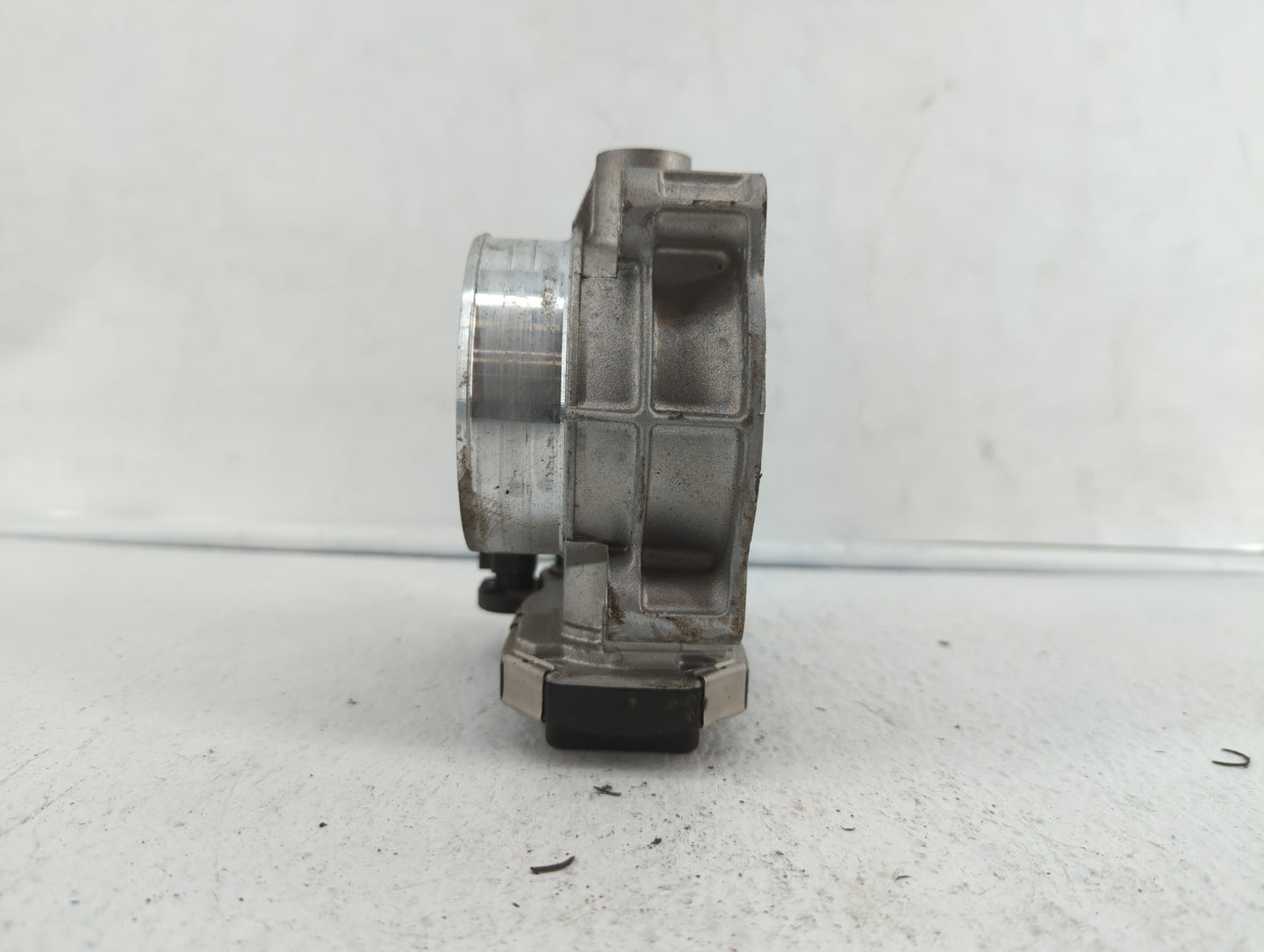 2012-2016 Cadillac Srx Throttle Body P/N:12670981AA 12632172BA Fits Fits 2012 2013 2014 2015 2016 2017 2018 2019 OEM Used Au