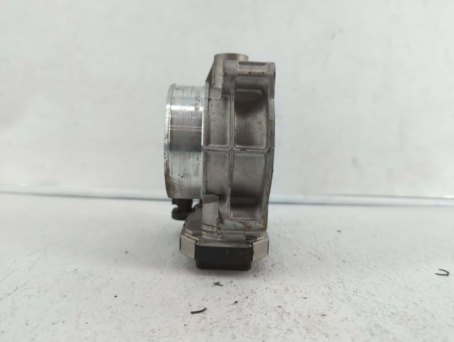 2012-2016 Cadillac Srx Throttle Body P/N:12670981AA 12632172BA Fits Fits 2012 2013 2014 2015 2016 2017 2018 2019 OEM Used Au