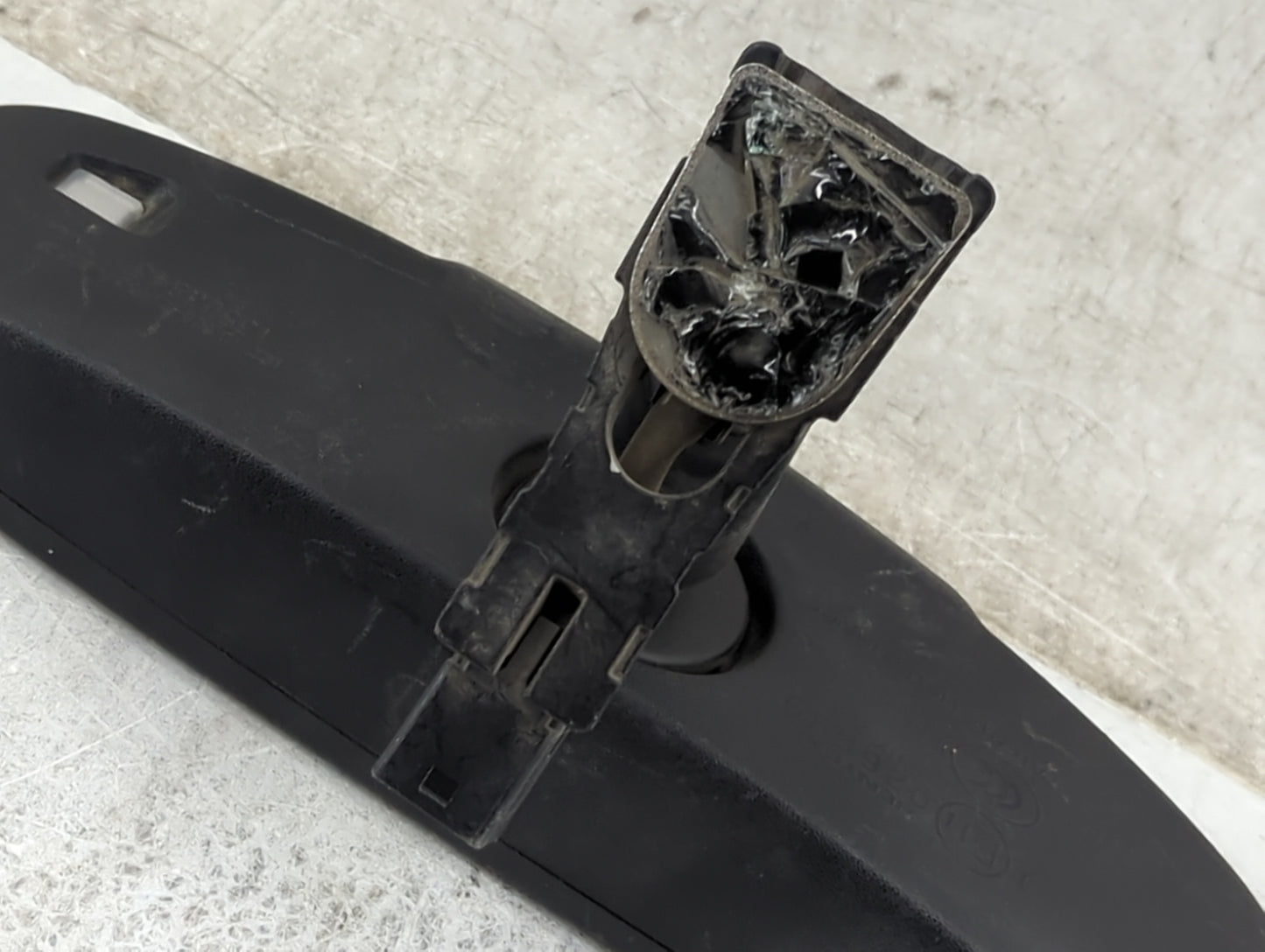 2010-2016 Cadillac Srx Interior Rear View Mirror Replacement OEM P/N:I100011 E11026539 Fits OEM Used Auto Parts - Oemusedaut