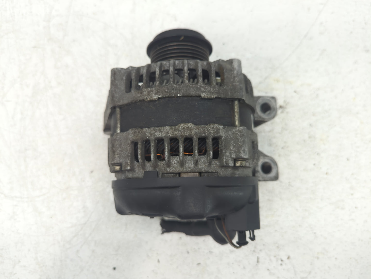 2013-2016 Cadillac Srx Alternator Replacement Generator Charging Assembly Engine OEM P/N:H04211-8161 22988006 Fits OEM Used 