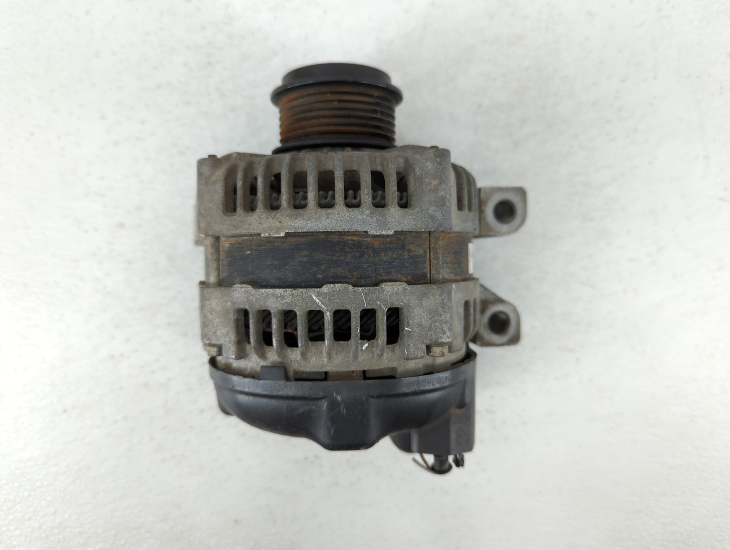 2013-2016 Cadillac Srx Alternator Replacement Generator Charging Assembly Engine OEM P/N:104211-8161 22988006 Fits OEM Used 