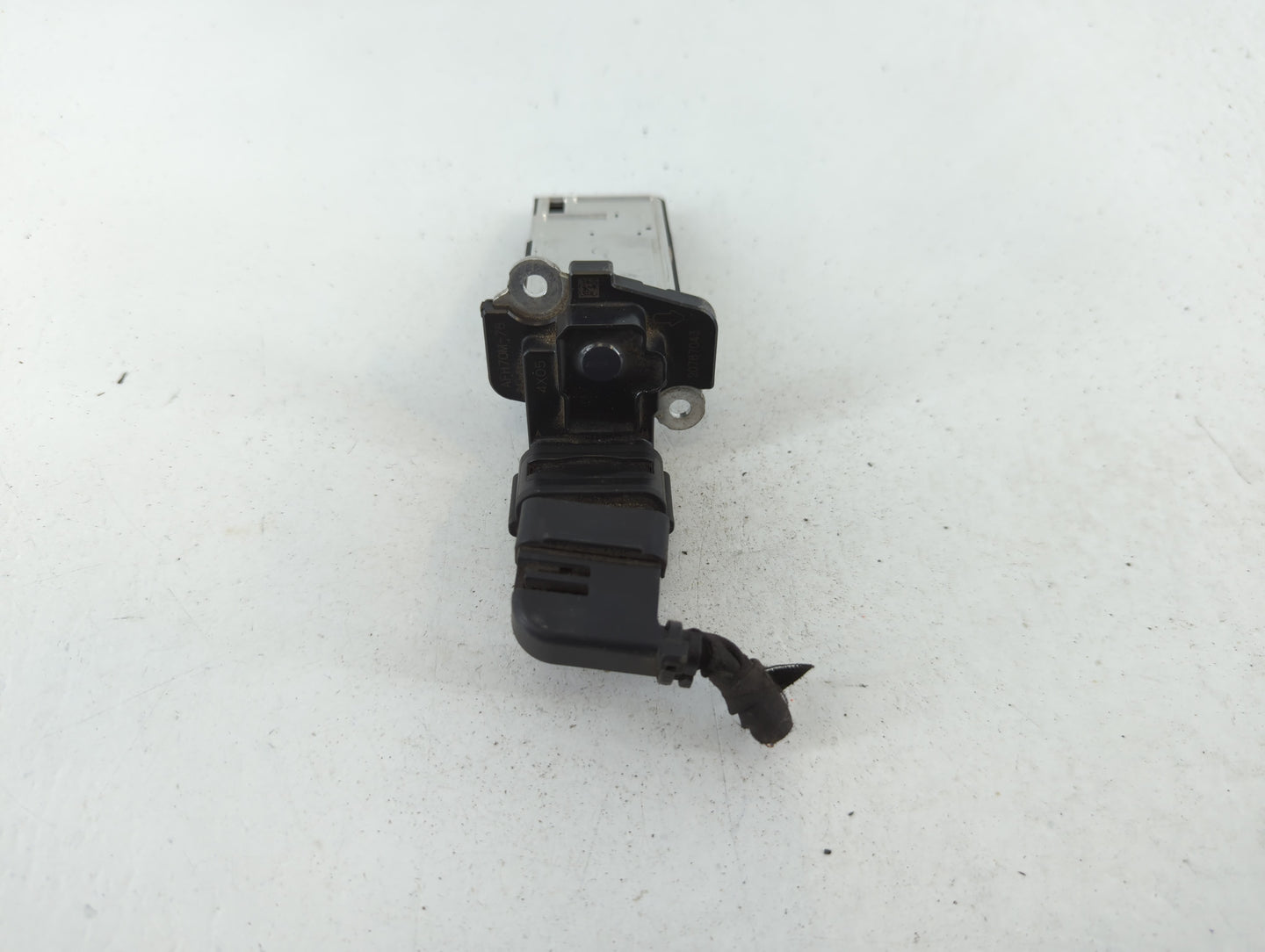 2012-2016 Cadillac Srx Mass Air Flow Meter Maf - Oemusedautoparts1.com
