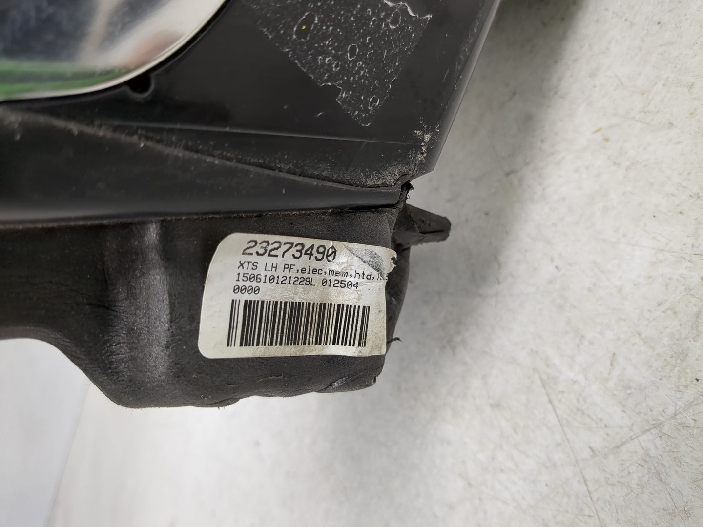 2013-2015 Cadillac Xts Driver Side View Mirror - Left Door Mirror OEM Used - Oemusedautoparts1.com