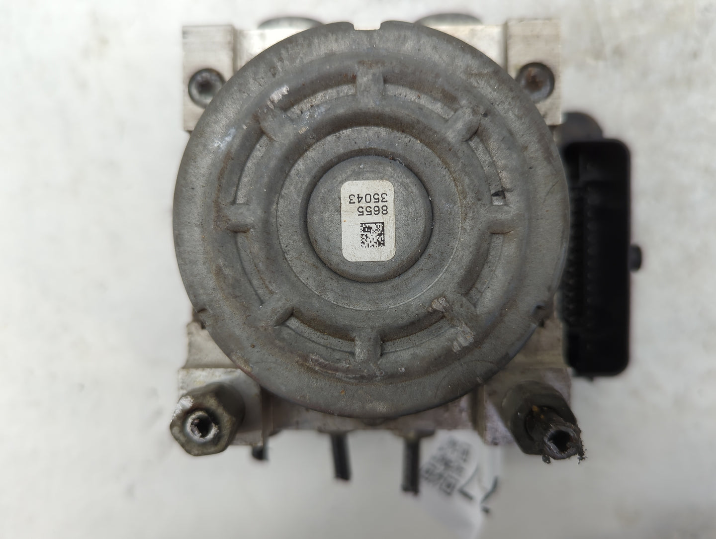2015 Cadillac Xts ABS Pump Control Module Replacement P/N:23308257 806052304, 23175174, 25.0915-5567.3, 25.0621-3186.3 Fits 