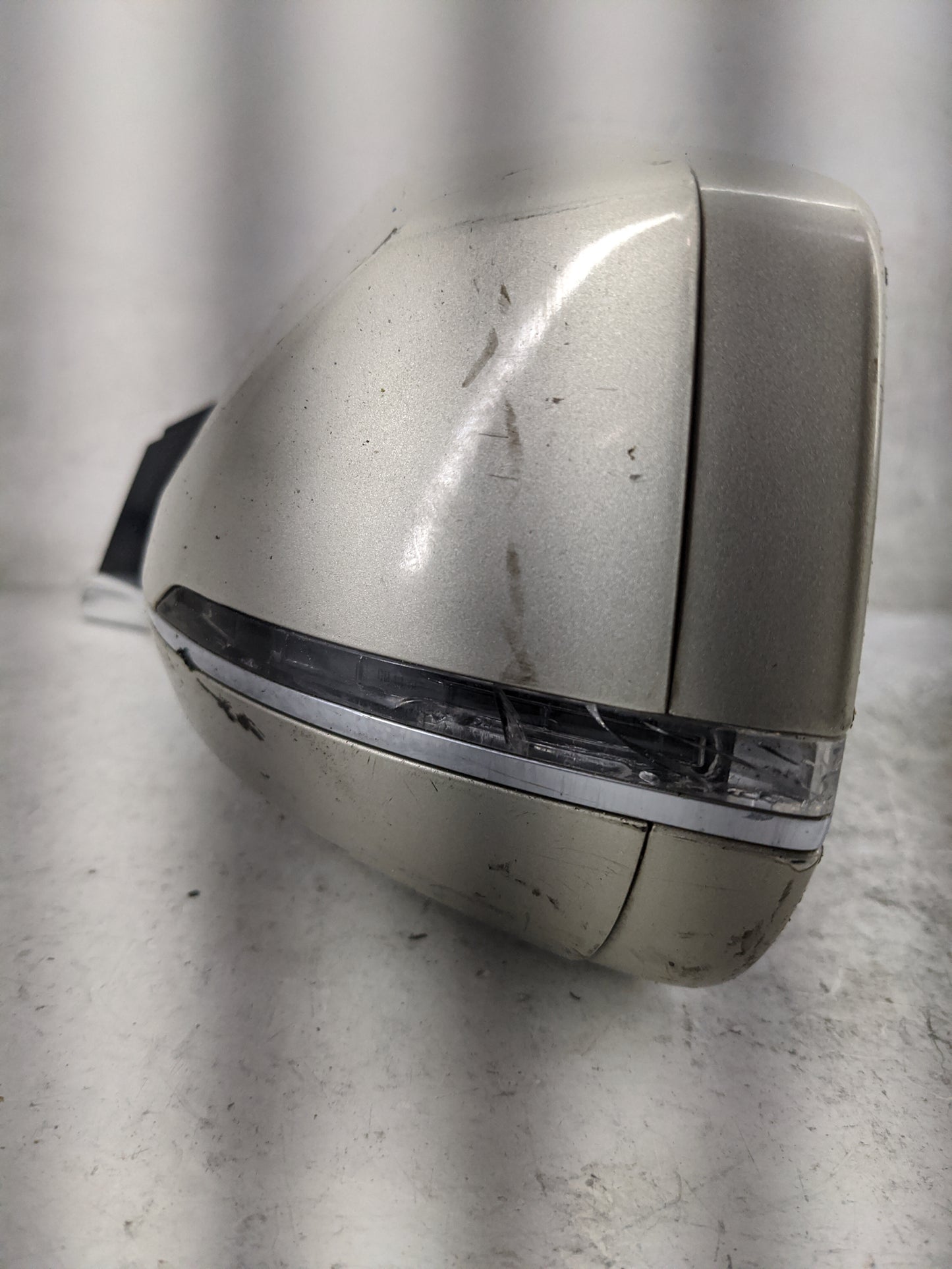 2015 Cadillac Xts Driver Side View Mirror - Left Door Mirror OEM Used - Oemusedautoparts1.com