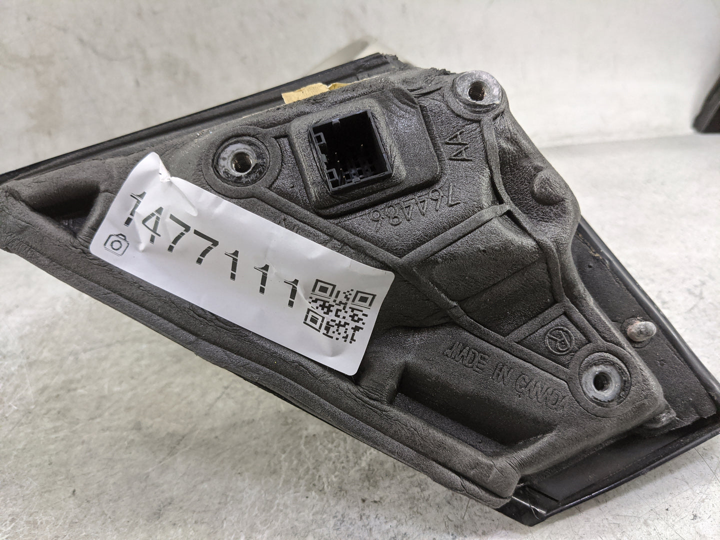 2015 Cadillac Xts Passenger Side View Mirror - Right Door Mirror OEM Used - Oemusedautoparts1.com