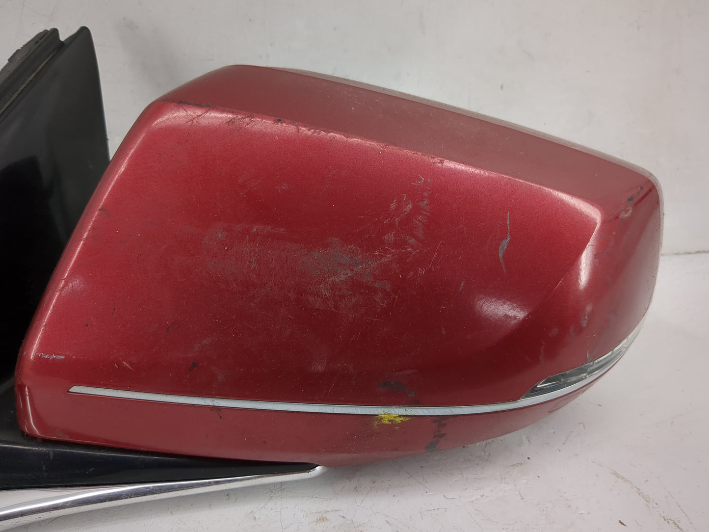 2013-2015 Cadillac Xts Driver Side View Mirror - Left Door Mirror OEM Used - Oemusedautoparts1.com