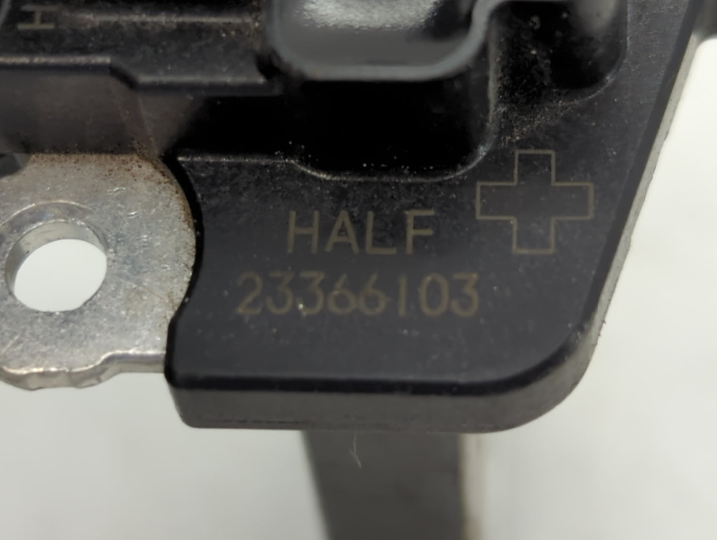 2013-2019 Cadillac Xts Mass Air Flow Meter Maf - Oemusedautoparts1.com