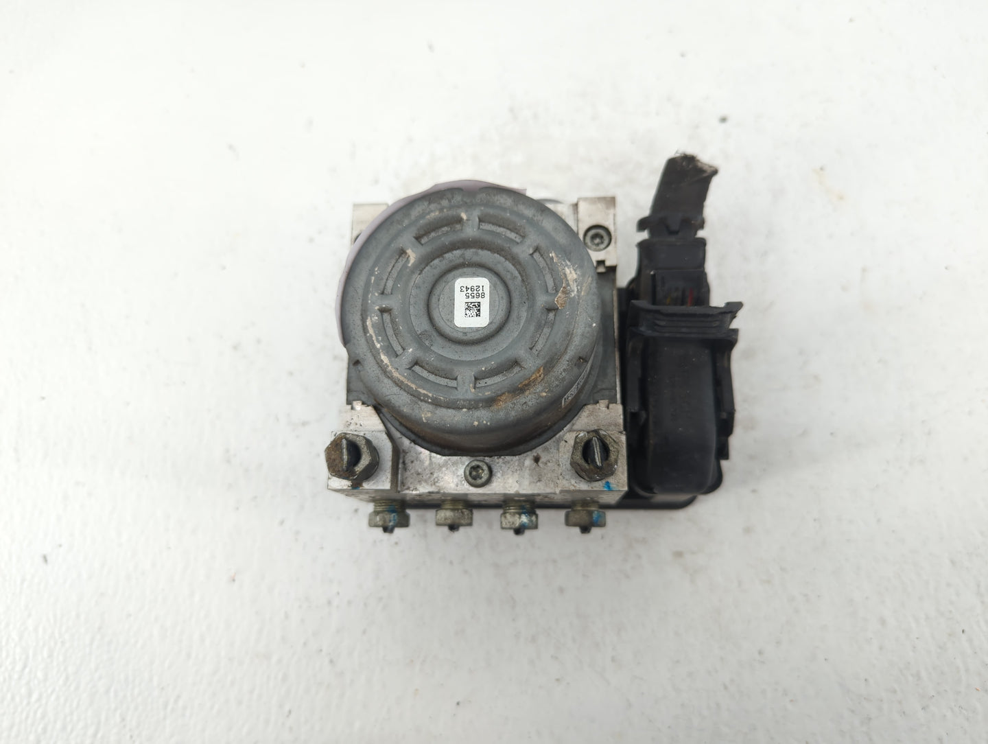2015 Cadillac Xts ABS Pump Control Module Replacement P/N:23180389 Fits OEM Used Auto Parts - Oemusedautoparts1.com