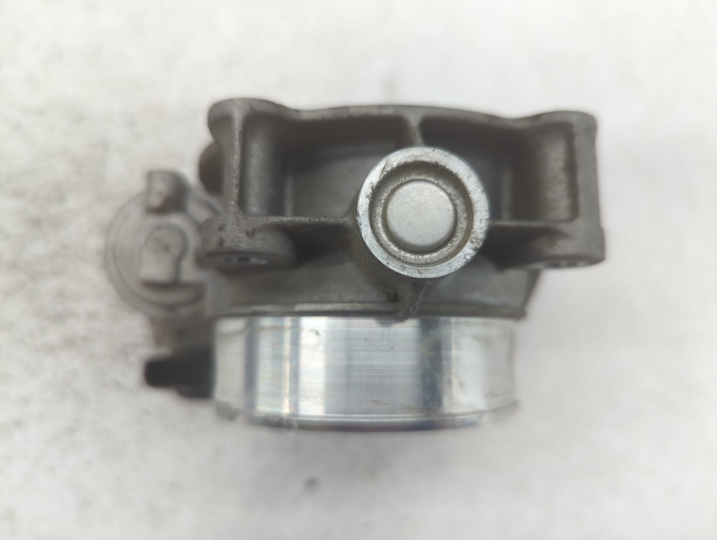 2013-2019 Cadillac Xts Throttle Body P/N:12632172BA Fits Fits 2012 2013 2014 2015 2016 2017 2018 2019 2020 2021 2022 OEM Use