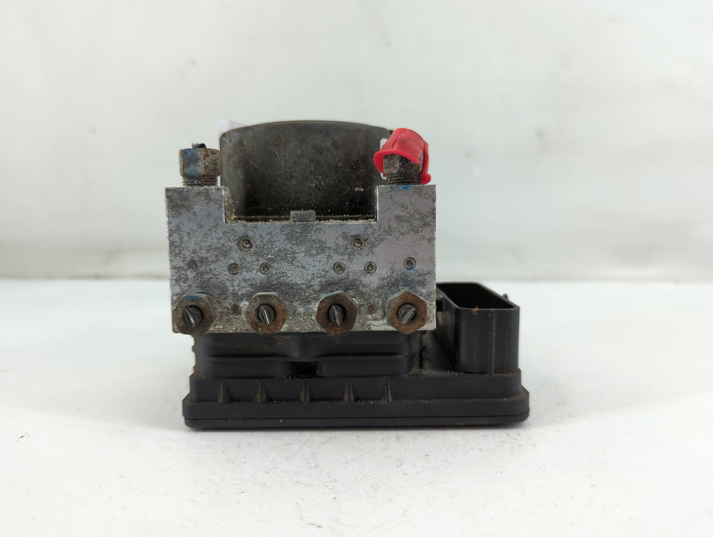 2015 Cadillac Xts ABS Pump Control Module Replacement P/N:23180389 Fits OEM Used Auto Parts - Oemusedautoparts1.com