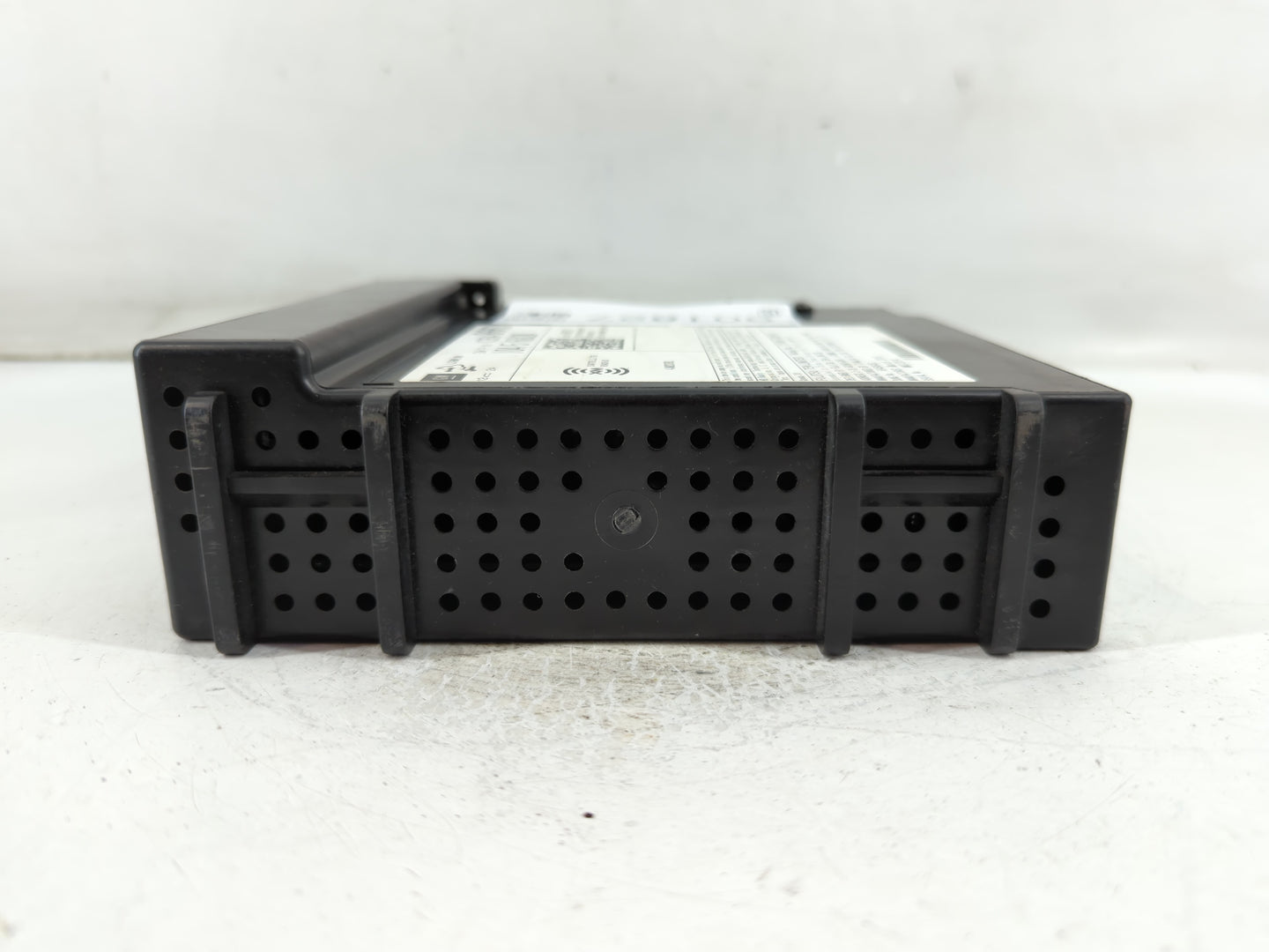 2015 Cadillac Xts Radio AM FM Cd Player Receiver Replacement P/N:13598663 Fits OEM Used Auto Parts - Oemusedautoparts1.com