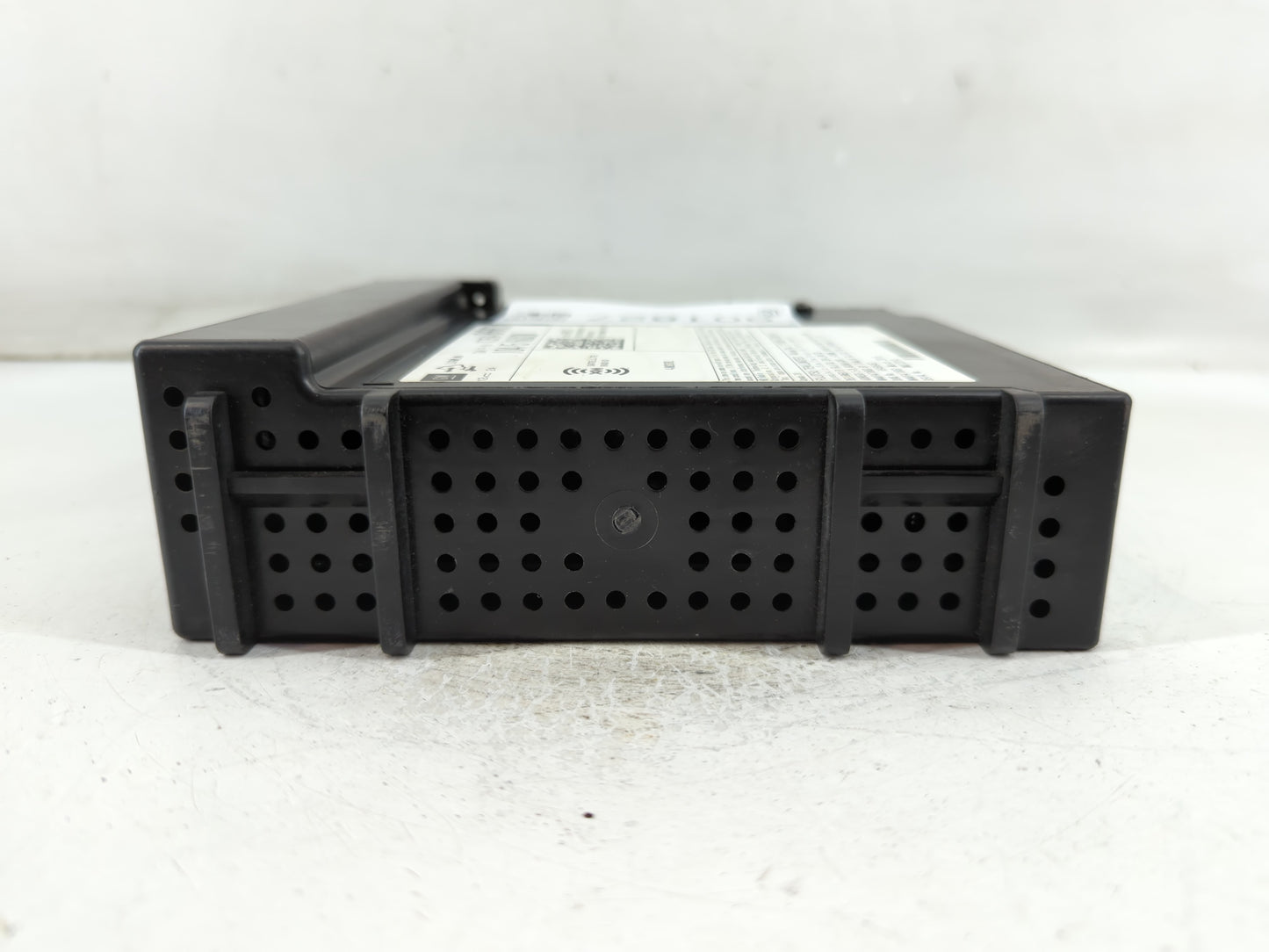 2015 Cadillac Xts Radio AM FM Cd Player Receiver Replacement P/N:13598663 Fits OEM Used Auto Parts - Oemusedautoparts1.com