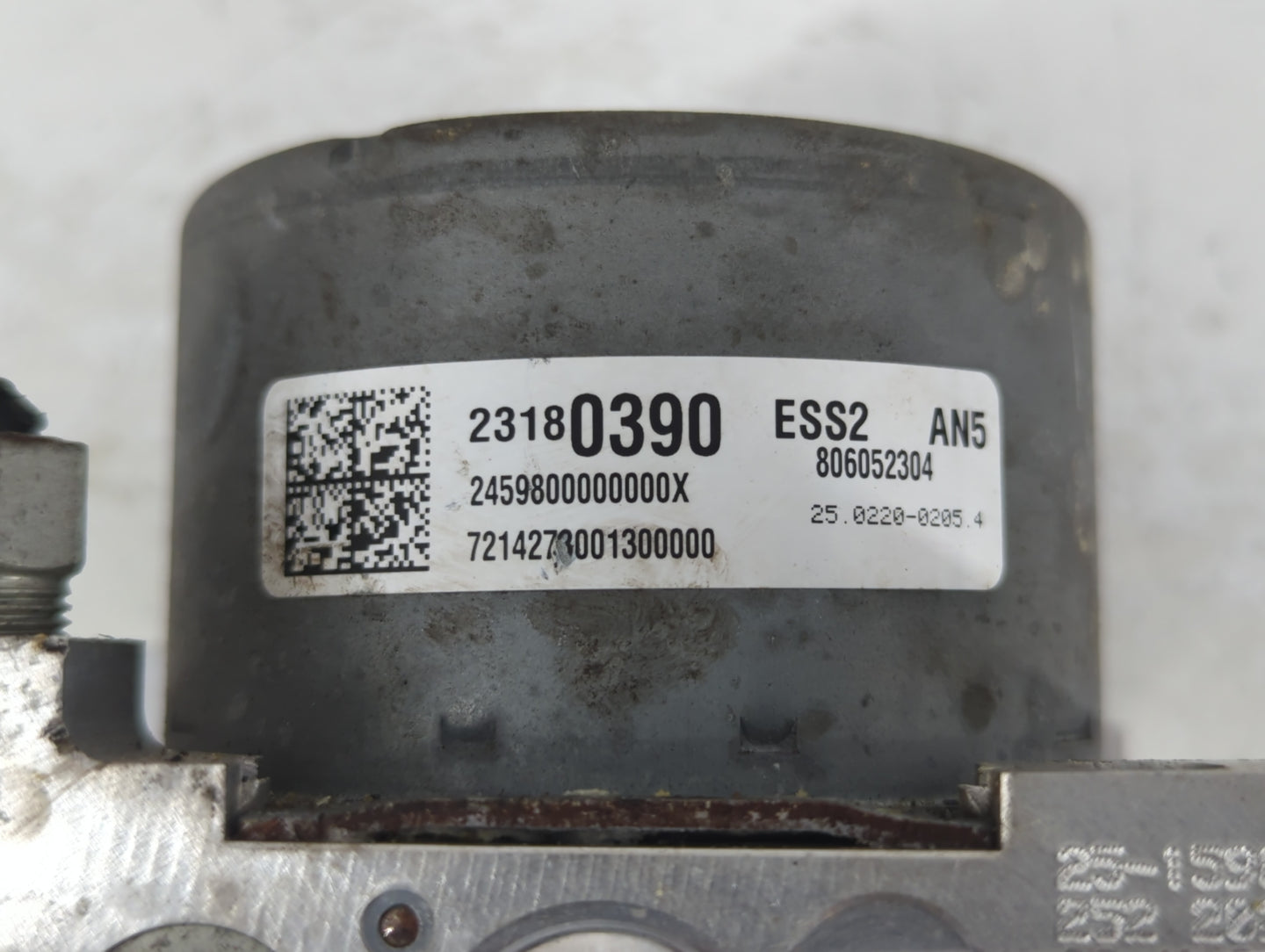 2015 Cadillac Xts ABS Pump Control Module Replacement P/N:23180390 23180389 Fits OEM Used Auto Parts - Oemusedautoparts1.com