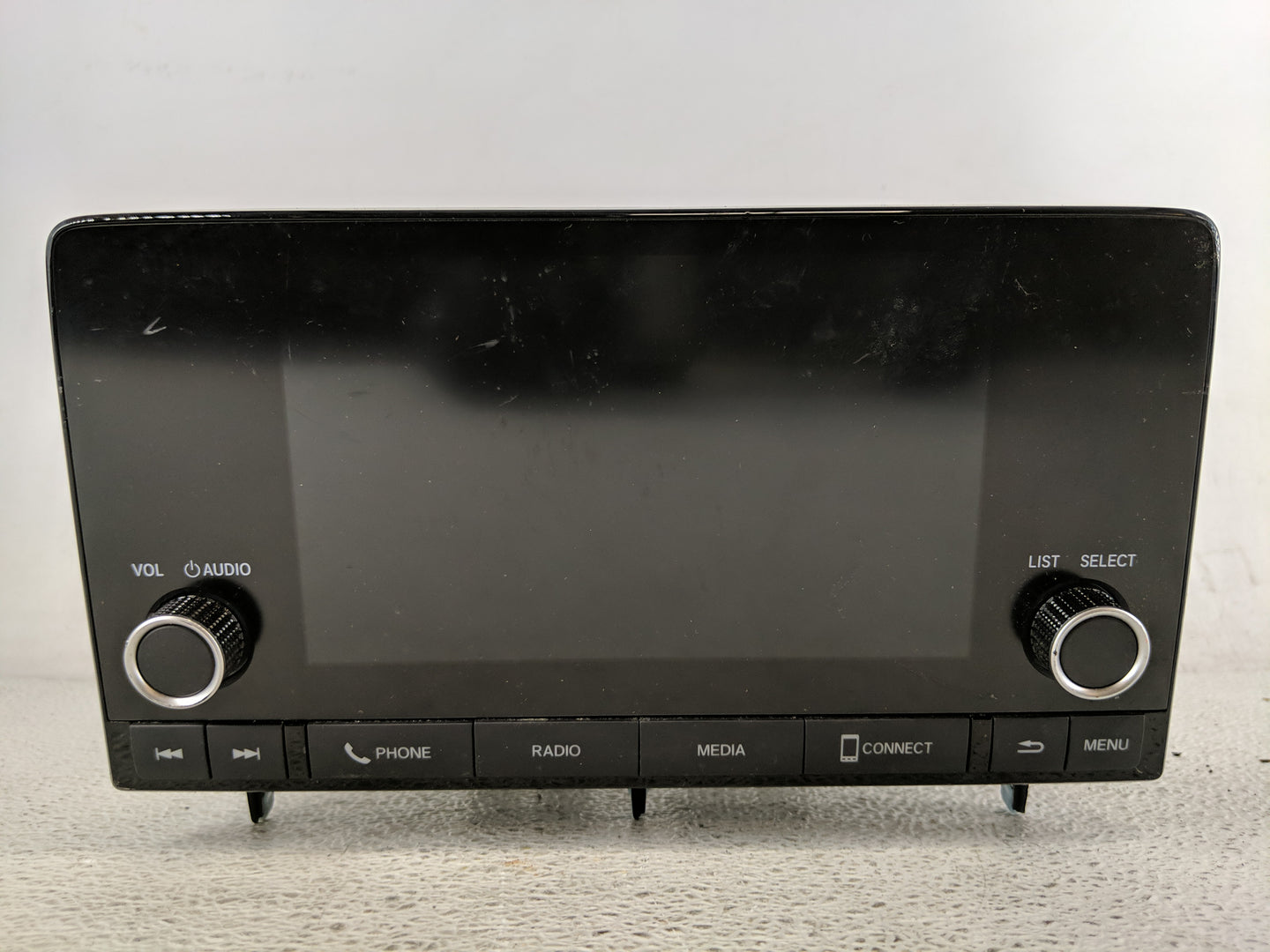 2003-2005 Chevrolet Avalanche Radio AM FM Cd Player Receiver Replacement P/N:8A100-30A -A31 Fits Fits 2003 2004 2005 2006 OE