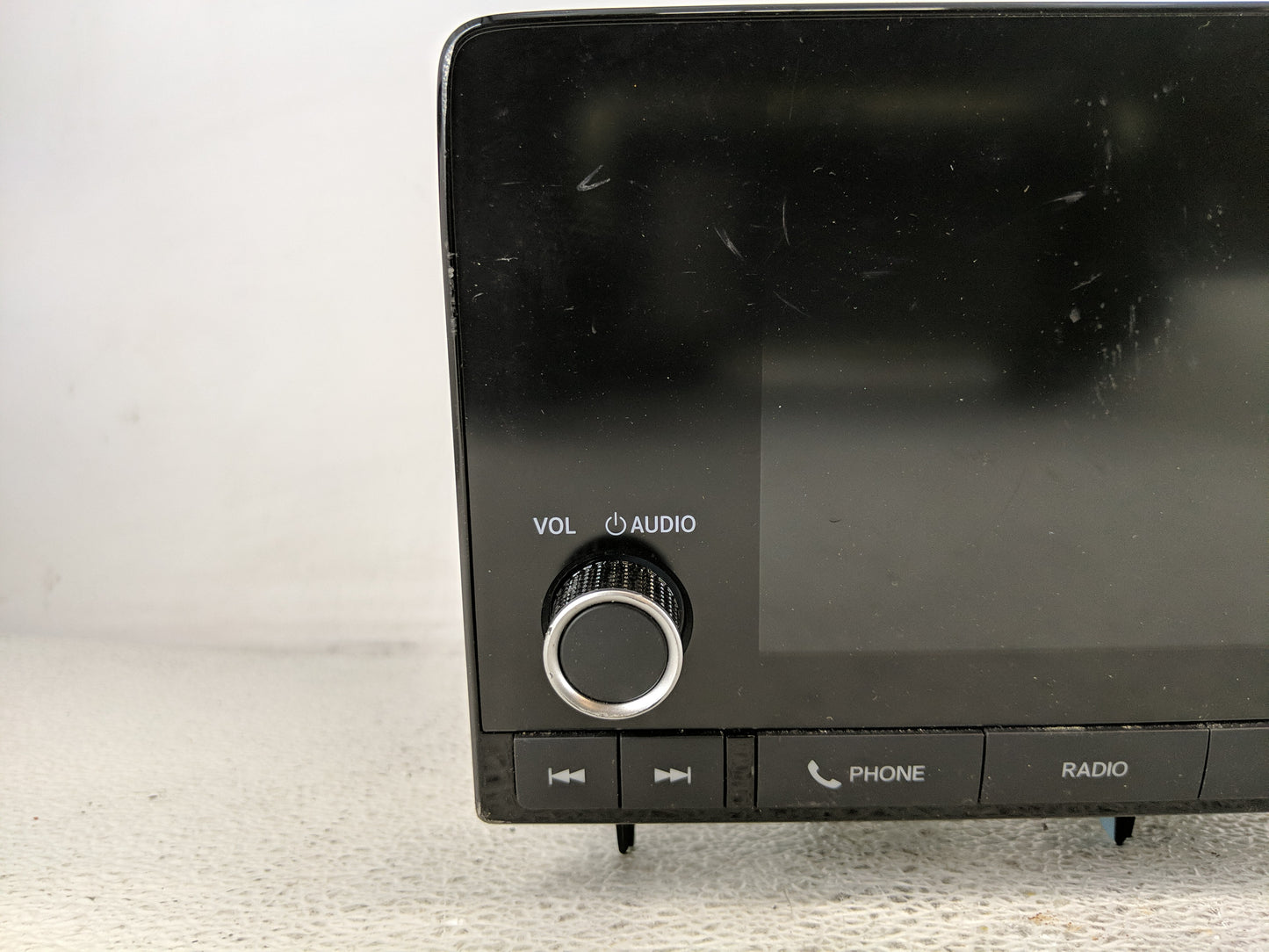 2003-2005 Chevrolet Avalanche Radio AM FM Cd Player Receiver Replacement P/N:8A100-30A -A31 Fits Fits 2003 2004 2005 2006 OE