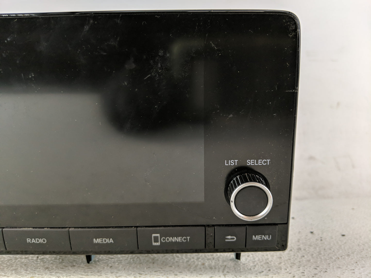 2003-2005 Chevrolet Avalanche Radio AM FM Cd Player Receiver Replacement P/N:8A100-30A -A31 Fits Fits 2003 2004 2005 2006 OE
