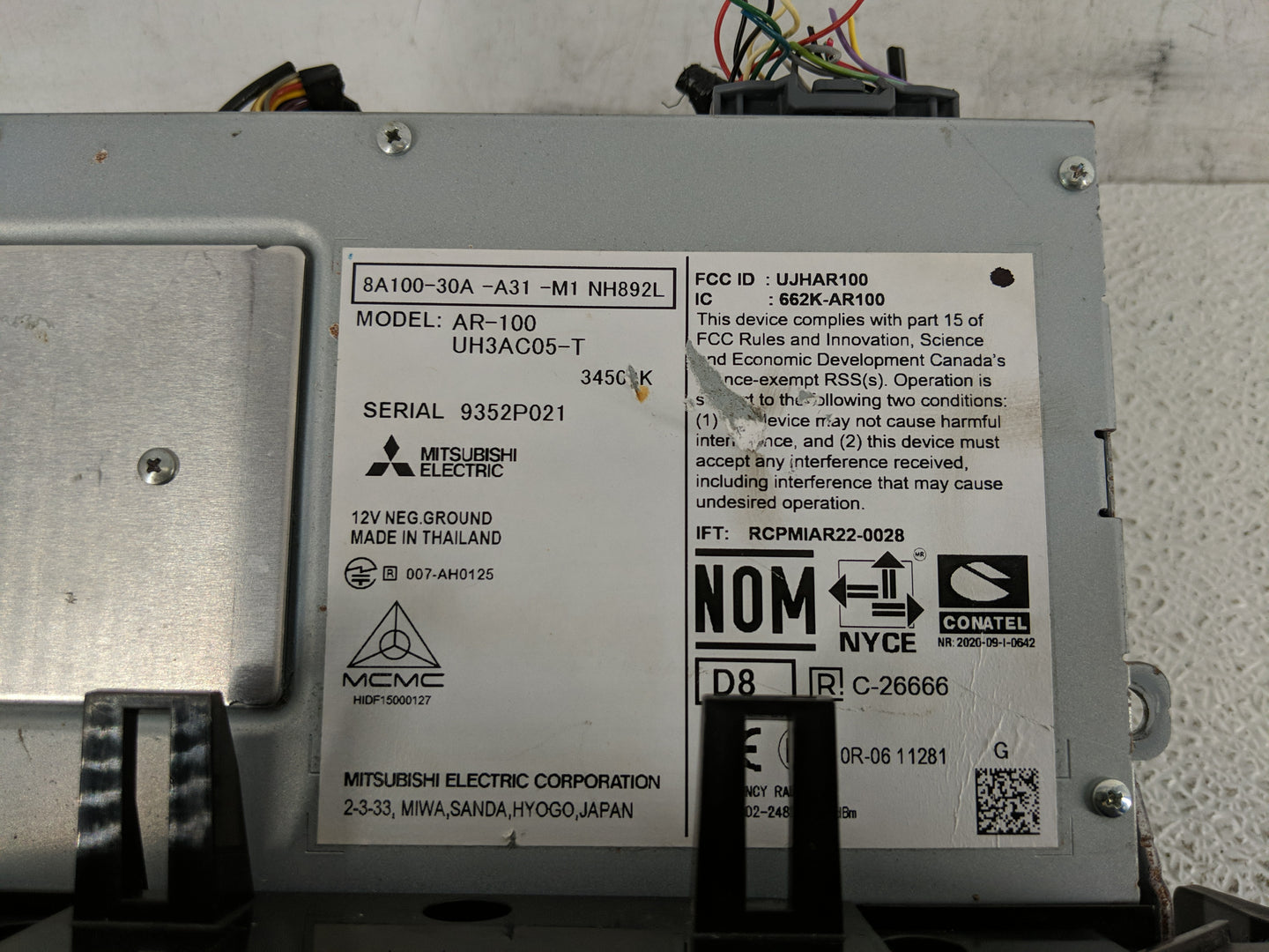 2003-2005 Chevrolet Avalanche Radio AM FM Cd Player Receiver Replacement P/N:8A100-30A -A31 Fits Fits 2003 2004 2005 2006 OE