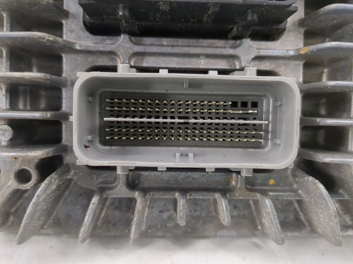 2013-2015 Chevrolet Camaro PCM Engine Control Computer ECU ECM PCU OEM P/N:E39A 12654752 Fits 2013 2014 2015 2016 OEM Used A