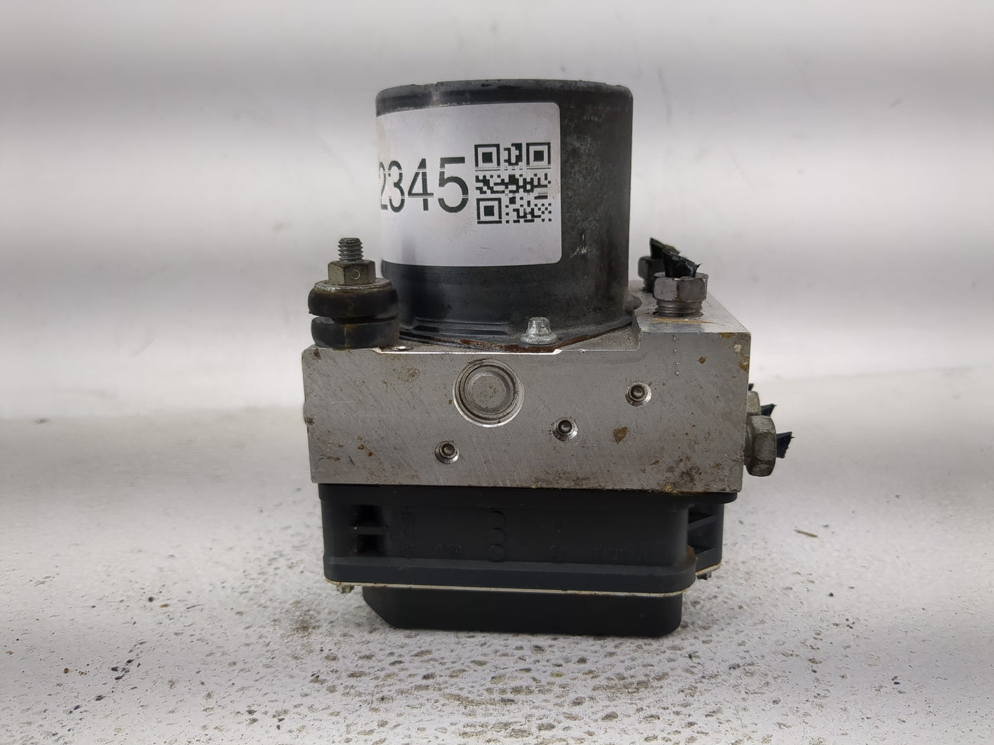2012-2015 Chevrolet Camaro ABS Pump Control Module Replacement P/N:22873642 Fits Fits 2012 2013 2014 2015 OEM Used Auto Part