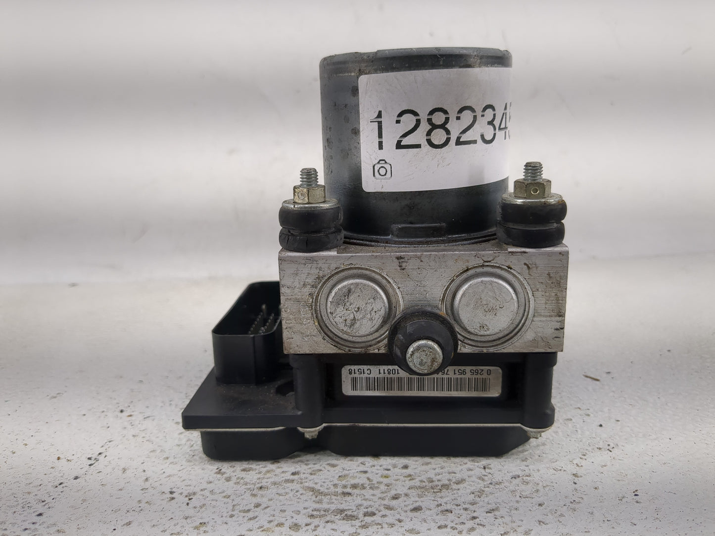 2012-2015 Chevrolet Camaro ABS Pump Control Module Replacement P/N:22873642 Fits Fits 2012 2013 2014 2015 OEM Used Auto Part