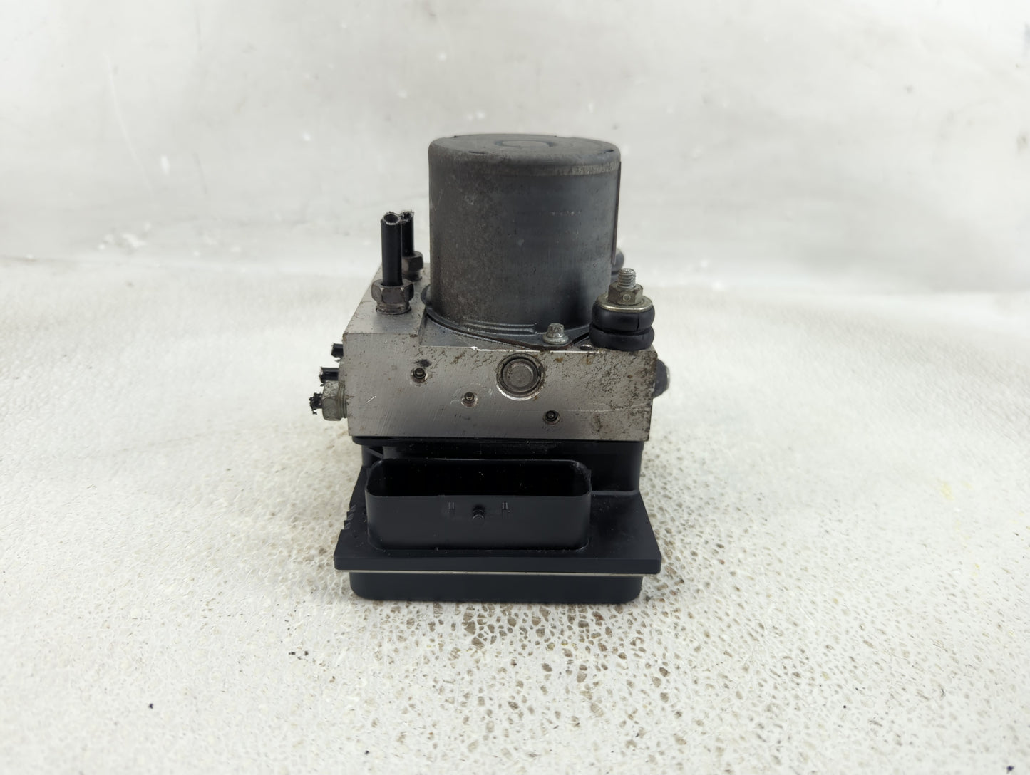 2012-2015 Chevrolet Camaro ABS Pump Control Module Replacement P/N:22914251 Fits Fits 2012 2013 2014 2015 OEM Used Auto Part