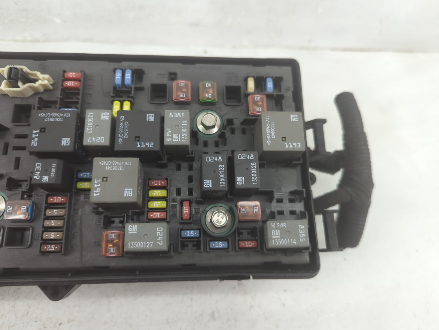 2012-2015 Chevrolet Camaro Fusebox Fuse Box Panel Relay Module P/N:22760636 Fits Fits 2012 2013 2014 2015 OEM Used Auto Part