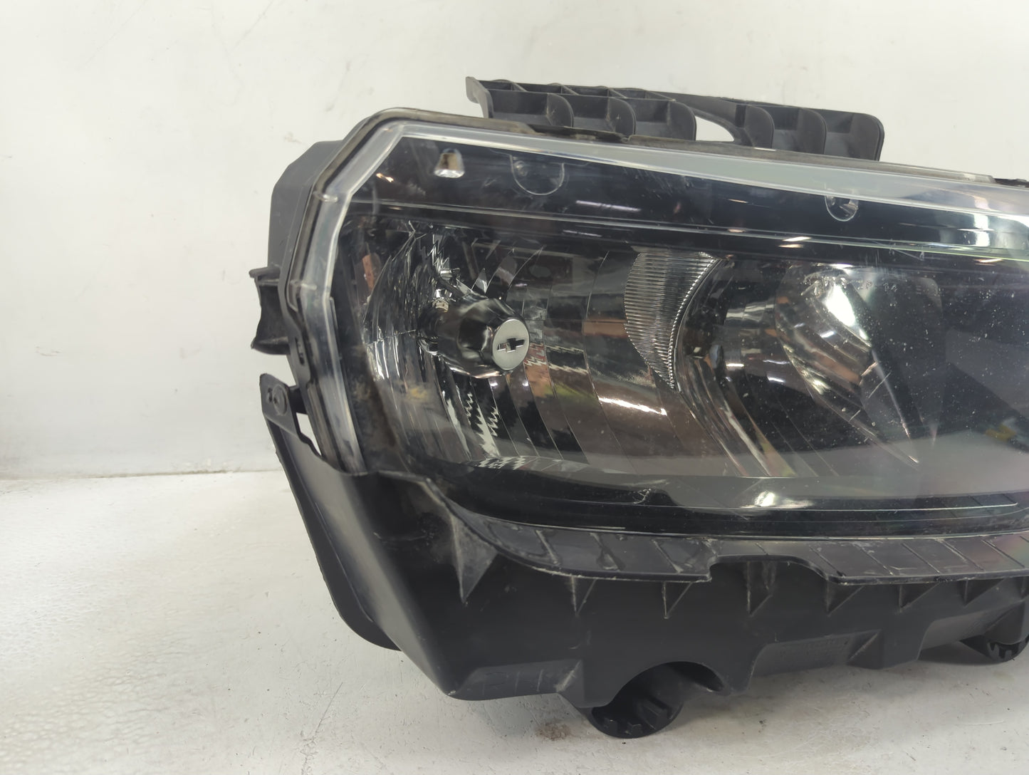 2014-2015 Chevrolet Camaro Passenger Right Oem Head Light Headlight Lamp - Oemusedautoparts1.com
