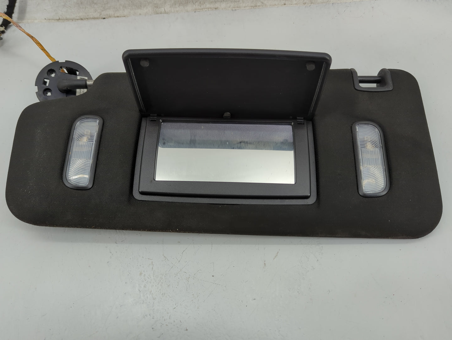 2015 Chevrolet Camaro Sun Visor Shade Replacement Driver Left Mirror Fits OEM Used Auto Parts - Oemusedautoparts1.com