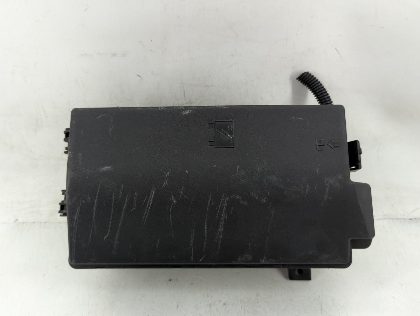 2012-2015 Chevrolet Camaro Fusebox Fuse Box Panel Relay Module P/N:22760636 Fits Fits 2012 2013 2014 2015 OEM Used Auto Part