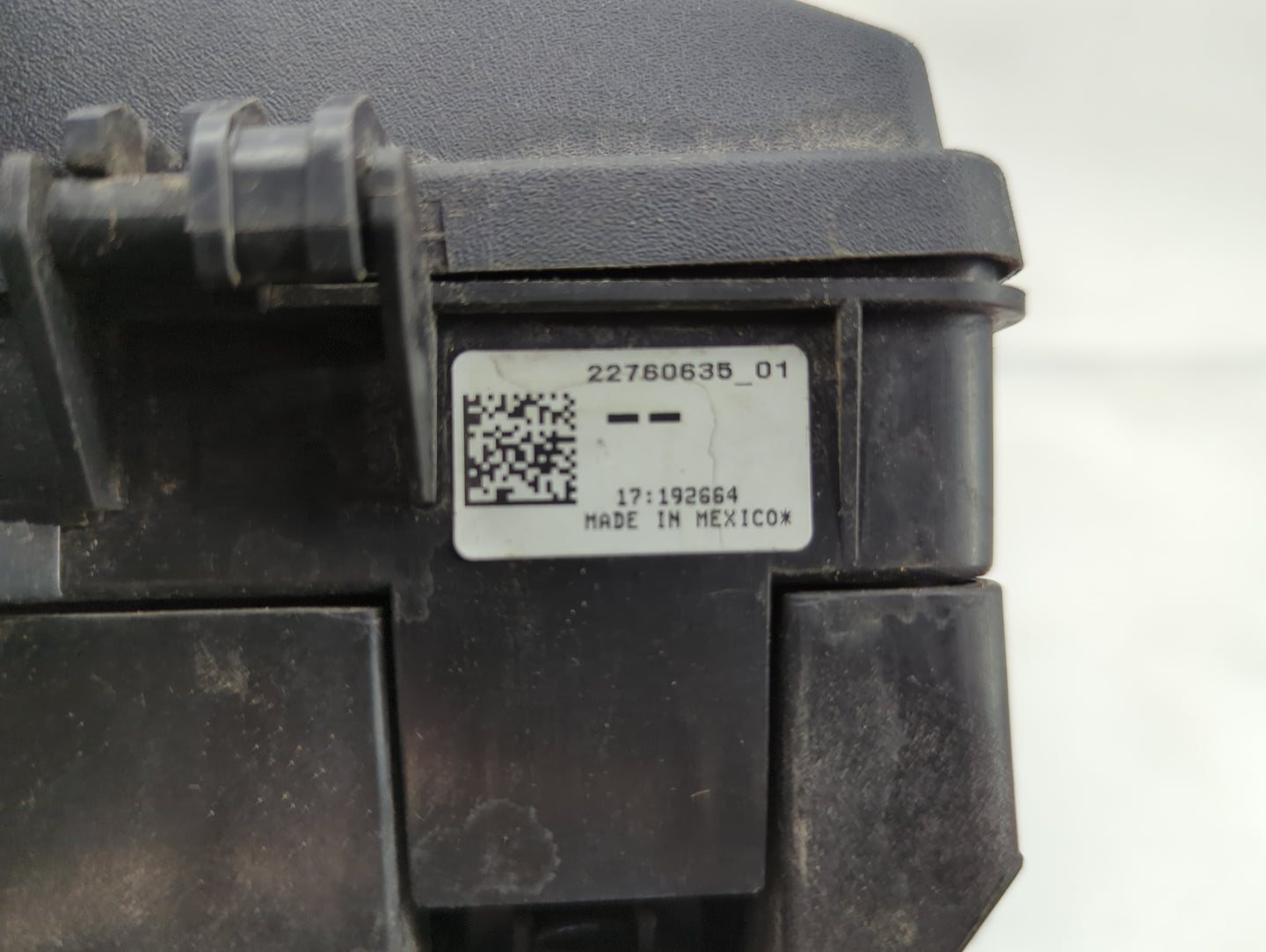2012-2015 Chevrolet Camaro Fusebox Fuse Box Panel Relay Module P/N:22760636 Fits Fits 2012 2013 2014 2015 OEM Used Auto Part