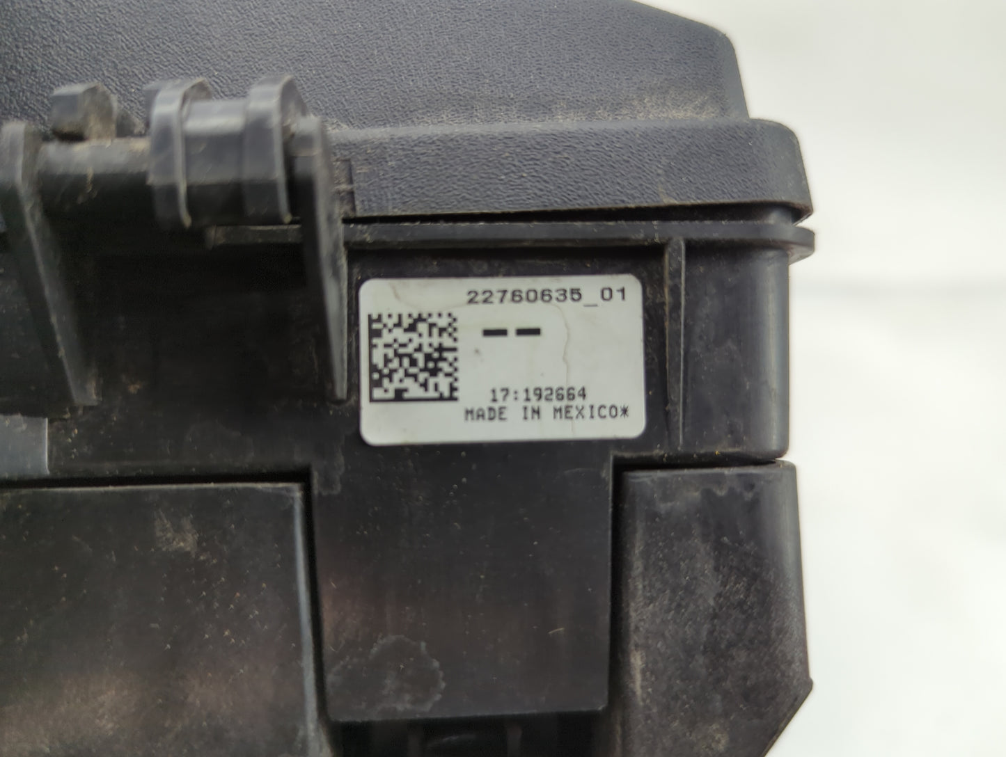 2012-2015 Chevrolet Camaro Fusebox Fuse Box Panel Relay Module P/N:22760636 Fits Fits 2012 2013 2014 2015 OEM Used Auto Part