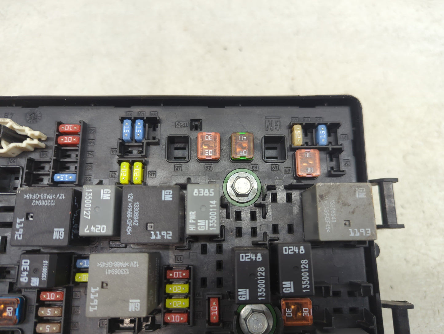 2012-2015 Chevrolet Camaro Fusebox Fuse Box Panel Relay Module P/N:22760635 Fits Fits 2012 2013 2014 2015 OEM Used Auto Part