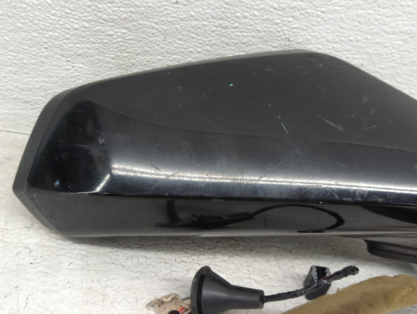 2010-2015 Chevrolet Camaro Passenger Side View Mirror - Right Door Mirror OEM Used - Oemusedautoparts1.com