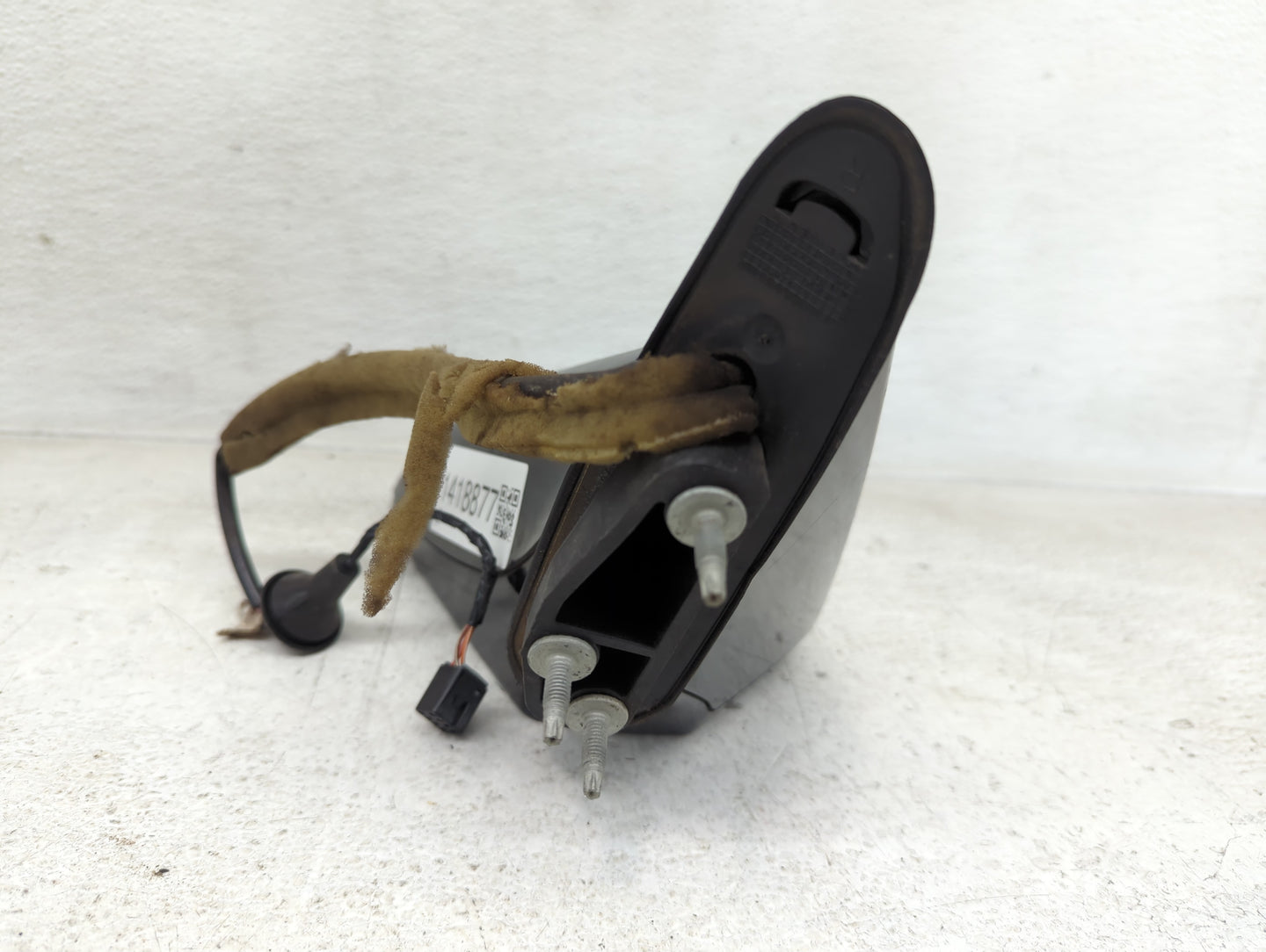 2010-2015 Chevrolet Camaro Passenger Side View Mirror - Right Door Mirror OEM Used - Oemusedautoparts1.com