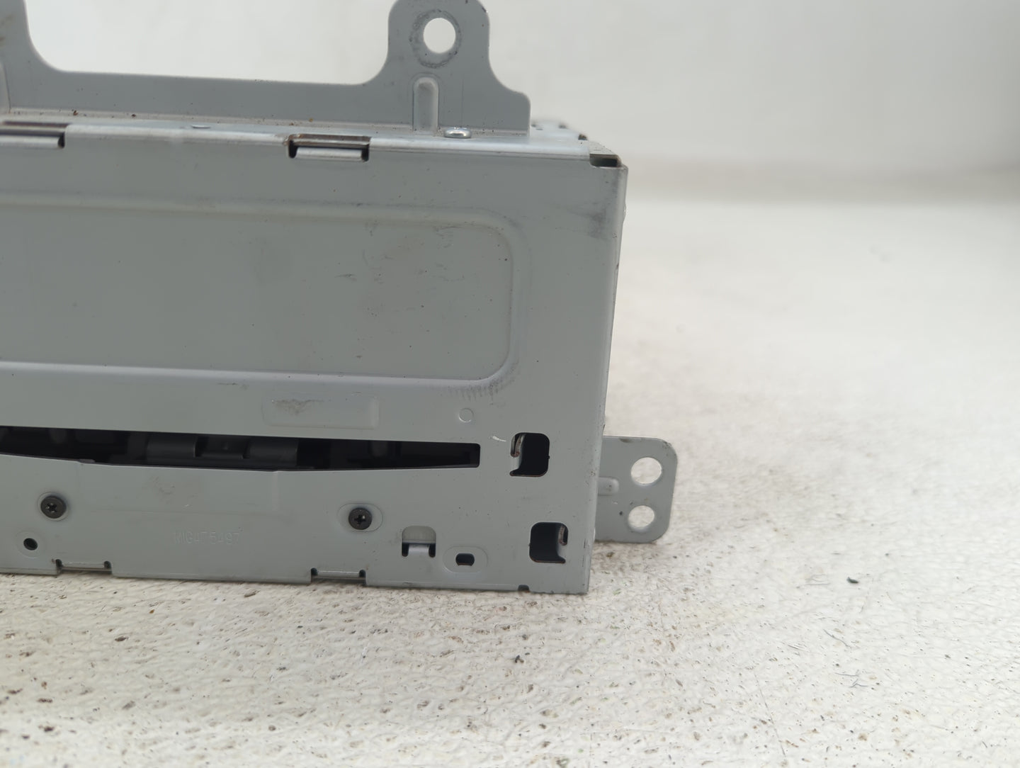 2015 Chevrolet Camaro Radio AM FM Cd Player Receiver Replacement P/N:2GC 035 869 Fits Fits 2016 OEM Used Auto Parts - Oemuse