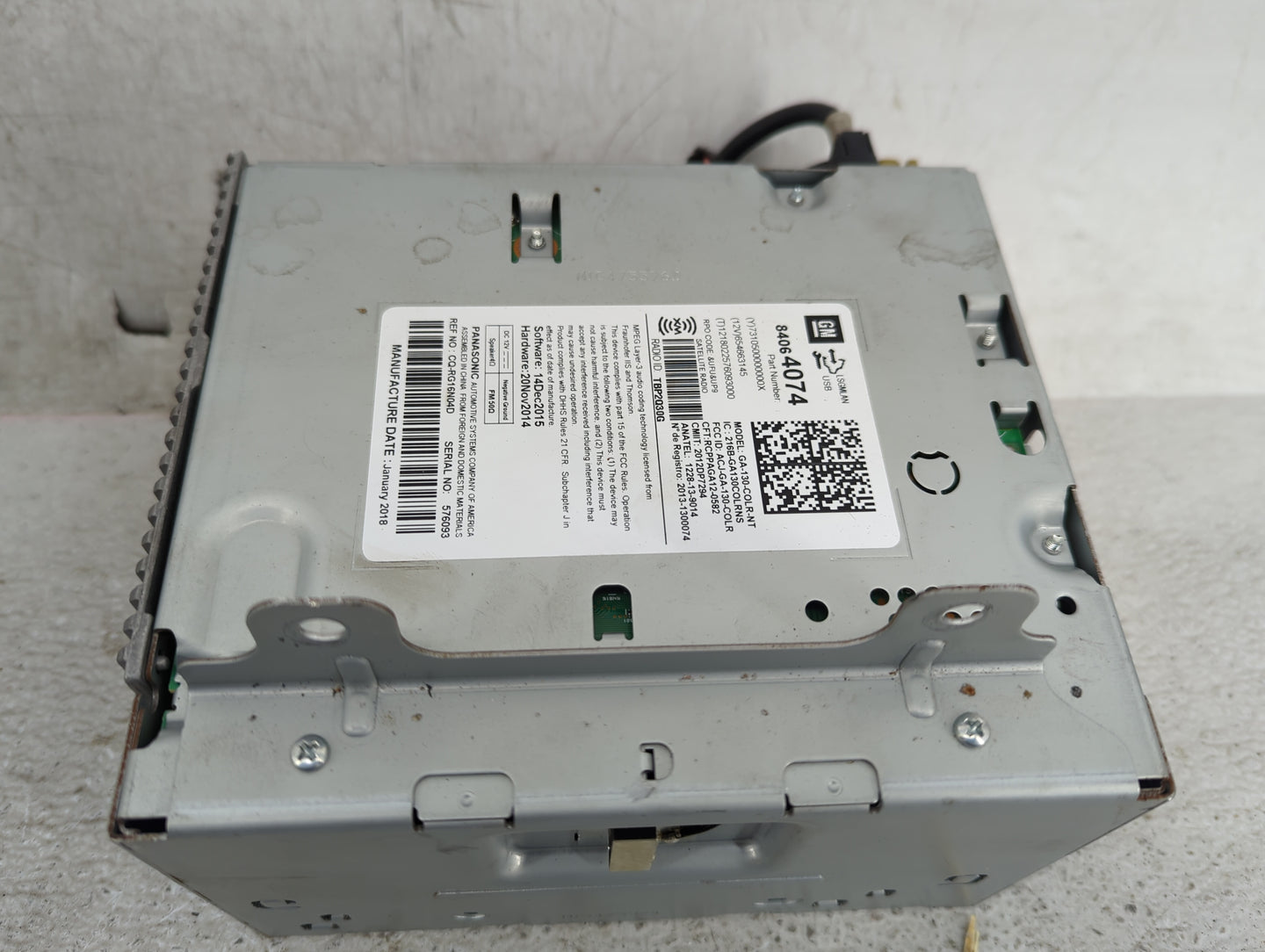 2015 Chevrolet Camaro Radio AM FM Cd Player Receiver Replacement P/N:84064074 GA-130-COLR-NT, CQ-RG15N04D, TBP2030G Fits Fit