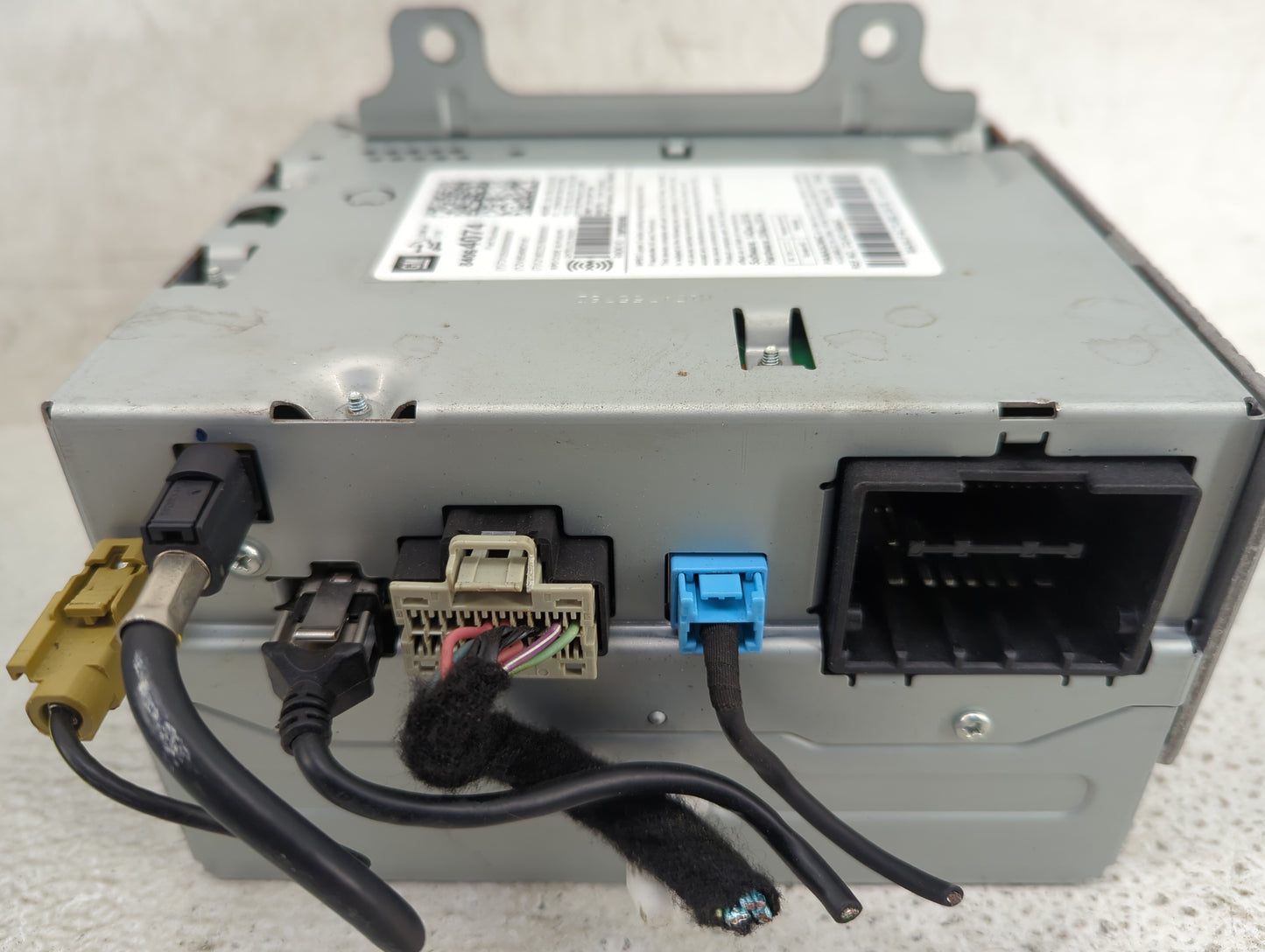 2015 Chevrolet Camaro Radio AM FM Cd Player Receiver Replacement P/N:84064074 GA-130-COLR-NT, CQ-RG15N04D, TBP2030G Fits Fit