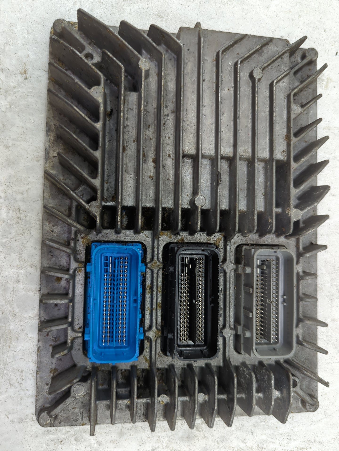 2013-2015 Chevrolet Camaro PCM Engine Control Computer ECU ECM PCU OEM P/N:12653998 12654752 Fits Fits 2013 2014 2015 2016 O