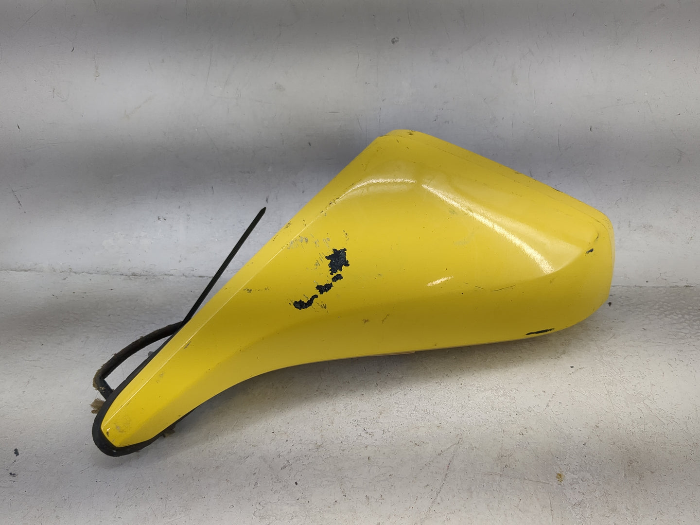 2010-2015 Chevrolet Camaro Driver Side View Mirror - Left Door Mirror OEM Used - Oemusedautoparts1.com