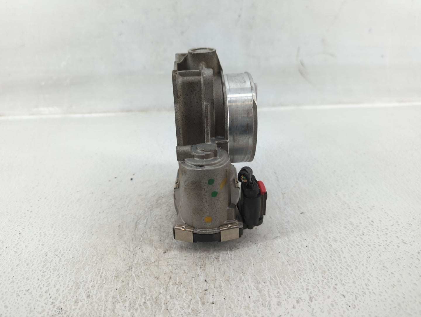 2015 Chevrolet Camaro Throttle Body P/N:12632172BA Fits OEM Used Auto Parts - Oemusedautoparts1.com