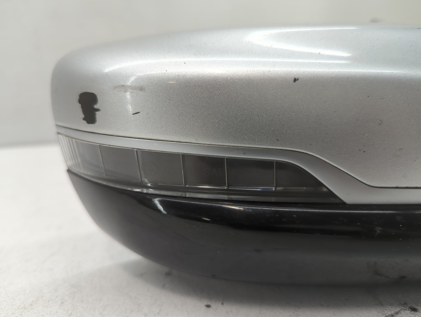 2010-2015 Chevrolet Camaro Passenger Side View Mirror - Right Door Mirror OEM Used - Oemusedautoparts1.com