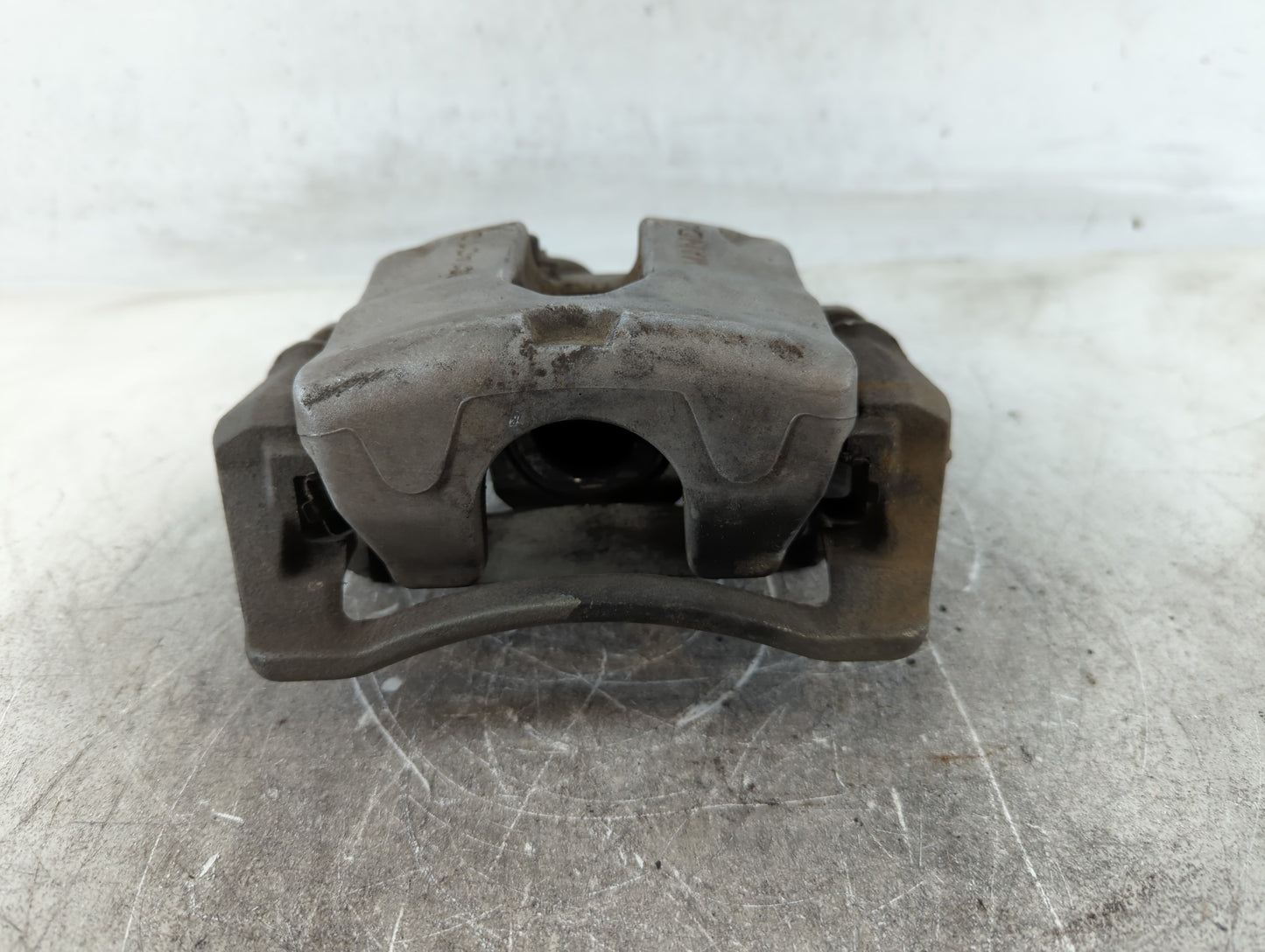 2010-2015 Chevrolet Camaro Front Passenger Right Brake Caliper 699557 - Oemusedautoparts1.com