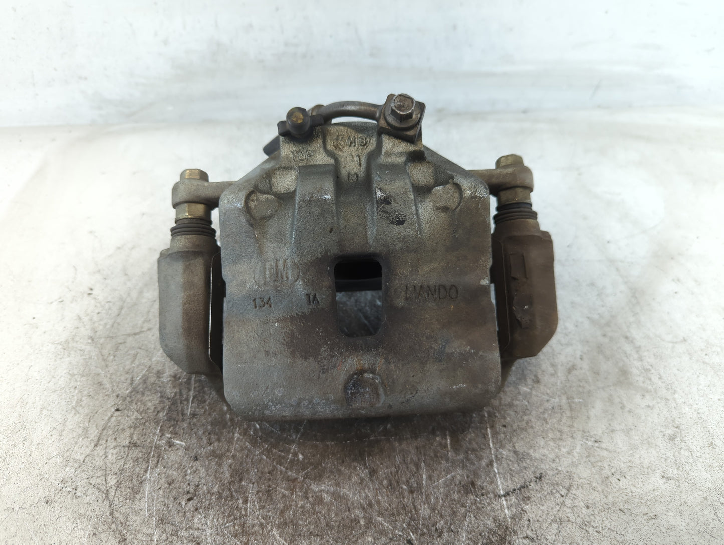 2010-2015 Chevrolet Camaro Front Driver Left Brake Caliper - Oemusedautoparts1.com
