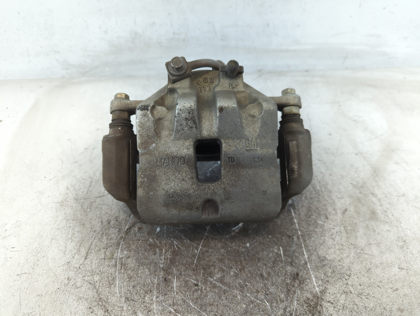 2010-2015 Chevrolet Camaro Front Driver Left Brake Caliper - Oemusedautoparts1.com