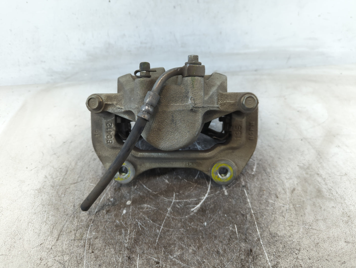 2010-2015 Chevrolet Camaro Front Driver Left Brake Caliper - Oemusedautoparts1.com