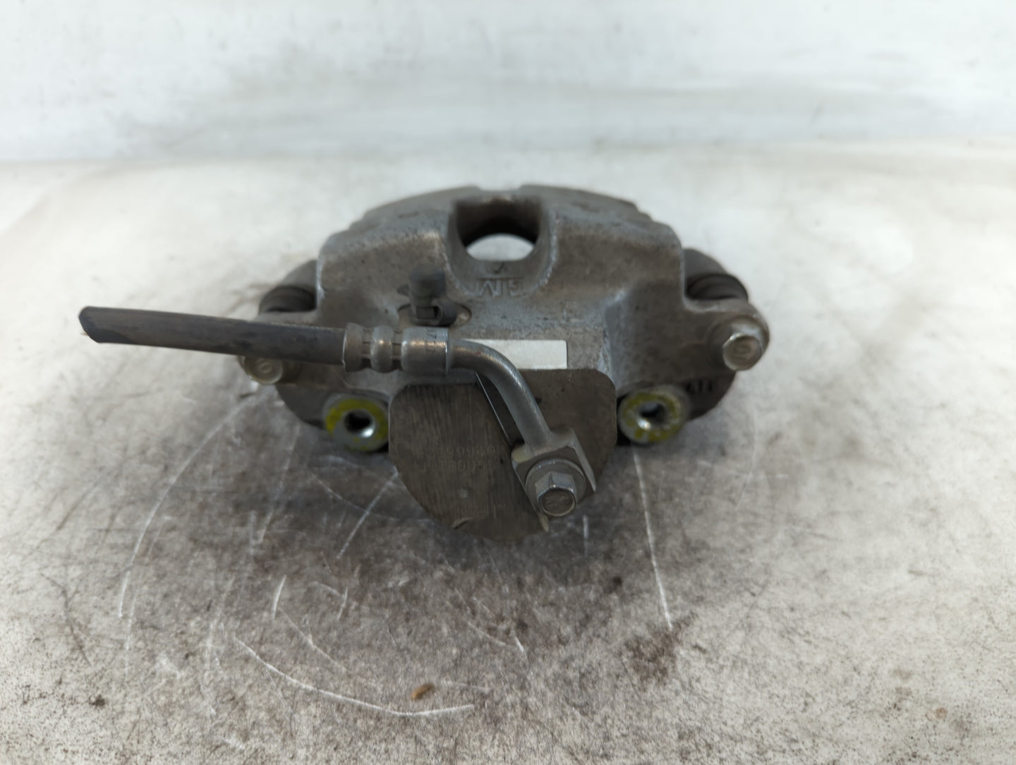 2010-2015 Chevrolet Camaro Front Passenger Right Brake Caliper 699680 - Oemusedautoparts1.com