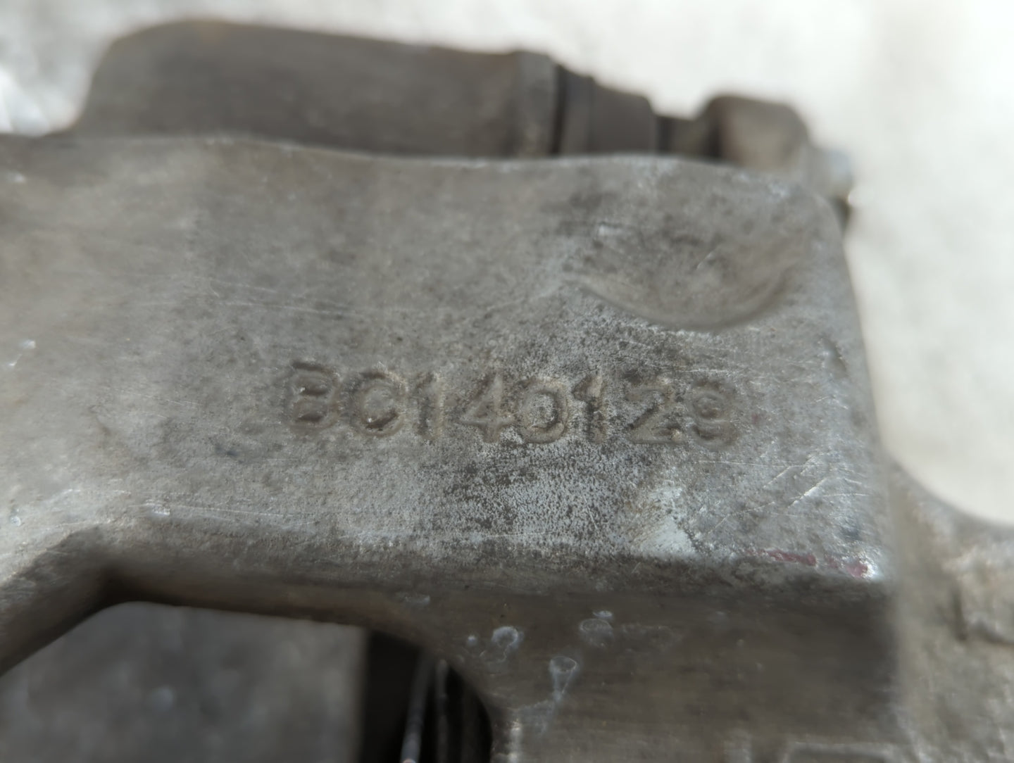 2010-2015 Chevrolet Camaro Front Passenger Right Brake Caliper 699680 - Oemusedautoparts1.com